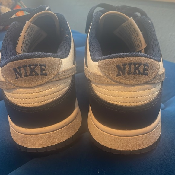 Nike Dunks Navy & Gray - Picture 2 of 8